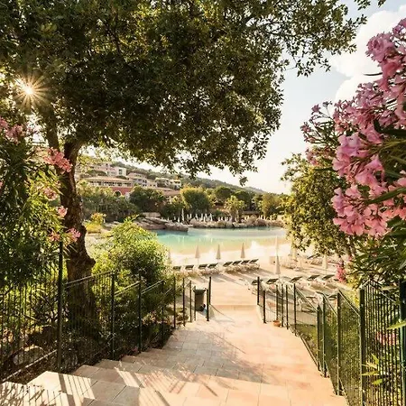 Les Bastides Aux Restanques Du Golfe De St Tropez - Maeva - Bastide 6 Personnes 2 Vue Climatisee Mae-2257 * Гримо
