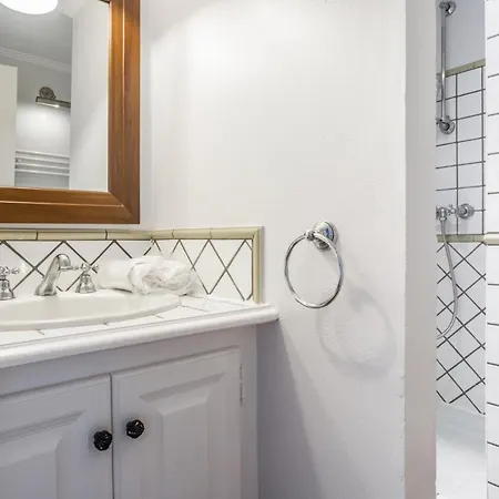 Les Bastides Aux Restanques Du Golfe De St Tropez - Maeva - Bastide 6 Personnes 2 Vue Climatisee Mae-2257 *